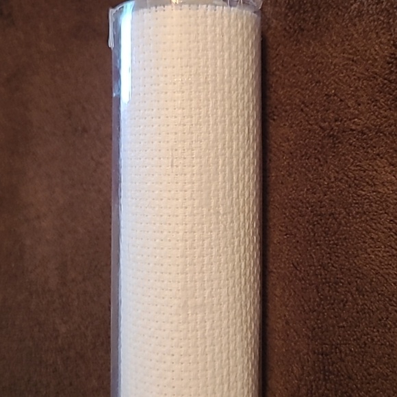 New Cross Stitch 16 count fiddlers cloth Sz 15" x 18" - Picture 2 of 5